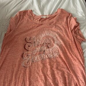 graphic tee